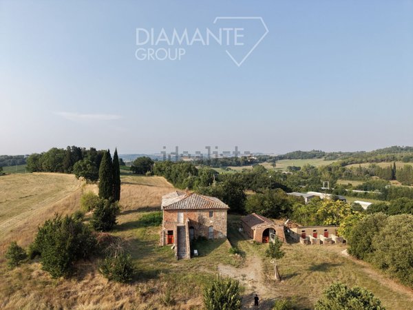 casale in vendita a Chiusi in zona Macciano