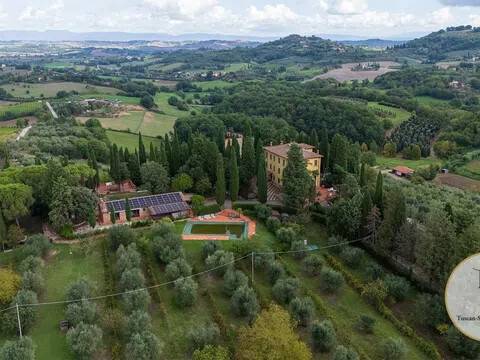 casa indipendente in vendita a Chiusi