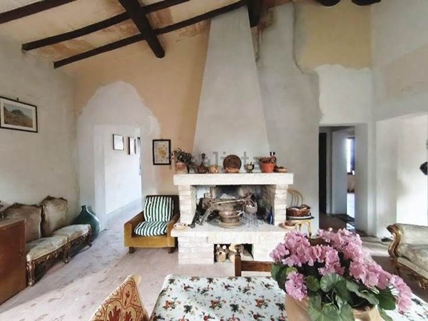 appartamento in vendita a Chiusi in zona Macciano