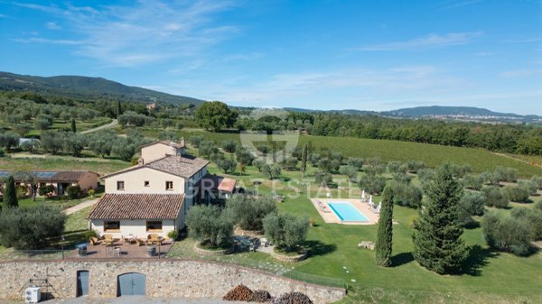 casale in vendita a Chiusi