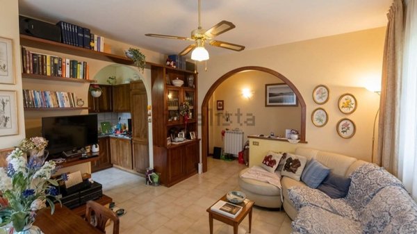 appartamento in vendita a Chiusi in zona Chiusi Scalo