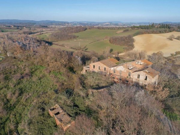 casa indipendente in vendita a Chiusi in zona Macciano