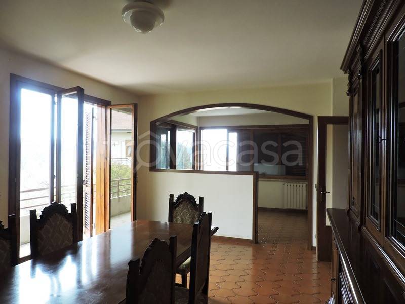 casa indipendente in vendita a Chiusi in zona Chiusi Scalo