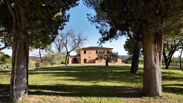 casa indipendente in vendita a Chiusi in zona Chiusi Scalo