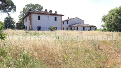 casale in vendita a Chiusi in zona Macciano