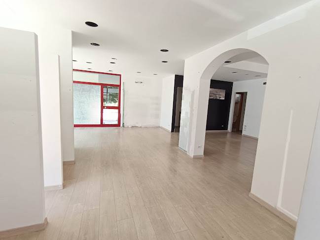 negozio in vendita a Chiusi in zona Chiusi Scalo