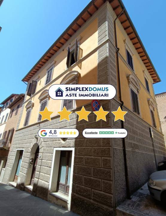 casa indipendente in vendita a Chiusi