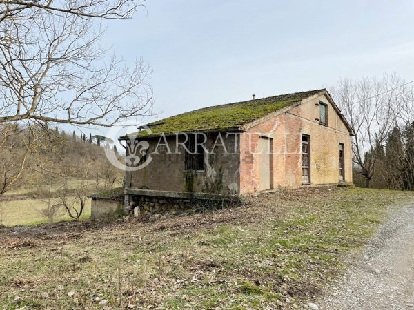 casale in vendita a Chiusi in zona Chiusi Scalo