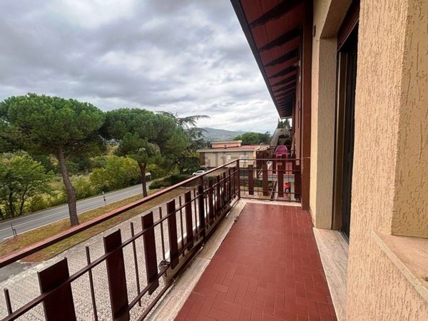 appartamento in vendita a Chiusi in zona Macciano