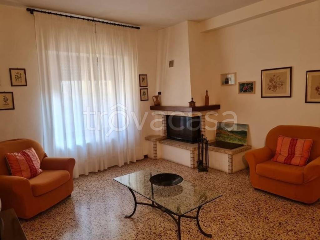appartamento in vendita a Colle di Val d'Elsa