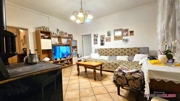 appartamento in vendita a Colle di Val d'Elsa