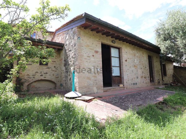 casa semindipendente in vendita a Colle di Val d'Elsa