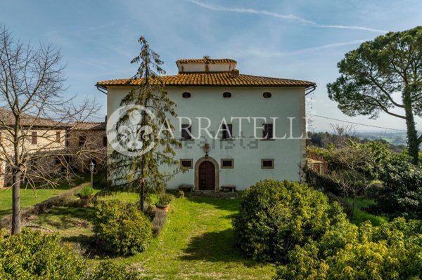 casa indipendente in vendita a Colle di Val d'Elsa