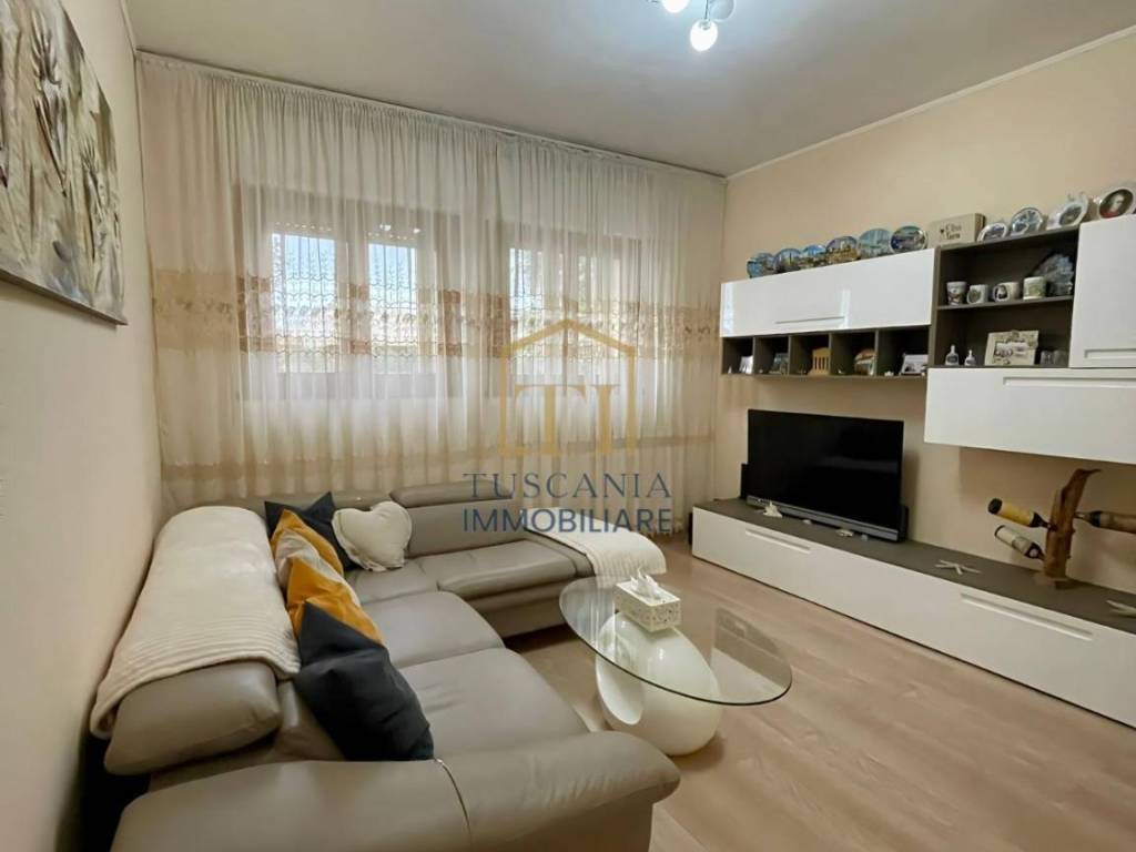 appartamento in vendita a Colle di Val d'Elsa