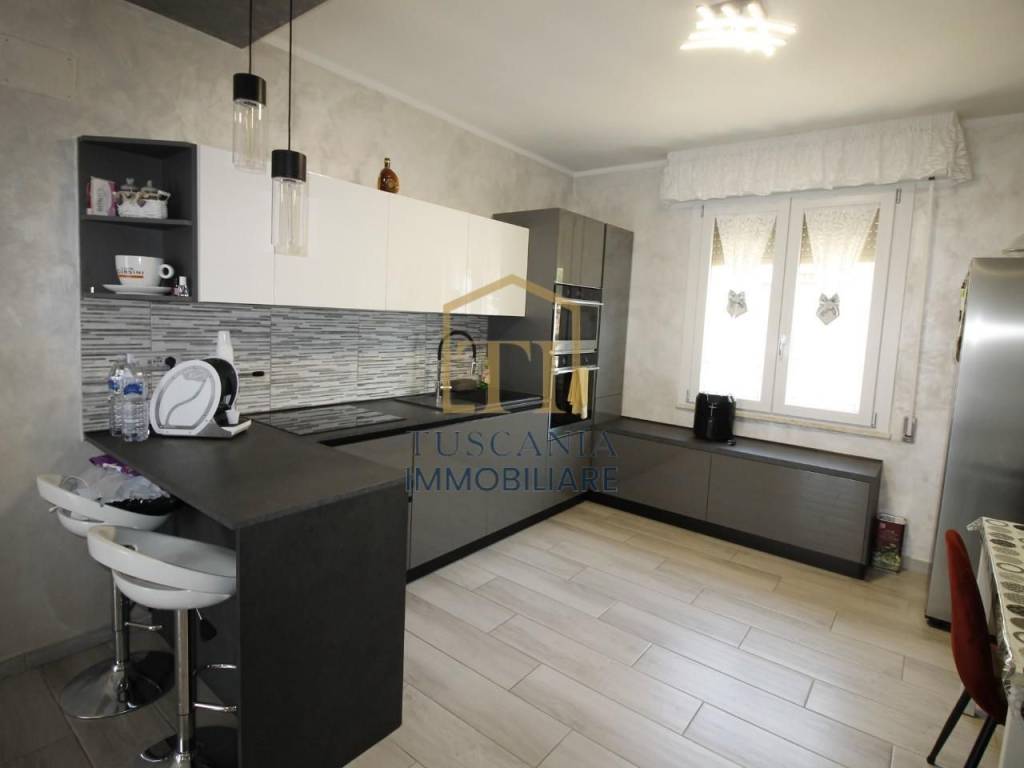 appartamento in vendita a Colle di Val d'Elsa in zona Le grazie