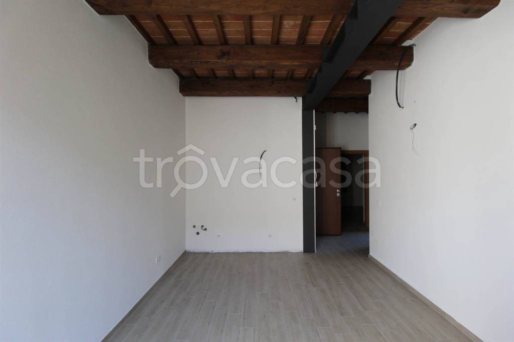 appartamento in vendita a Colle di Val d'Elsa