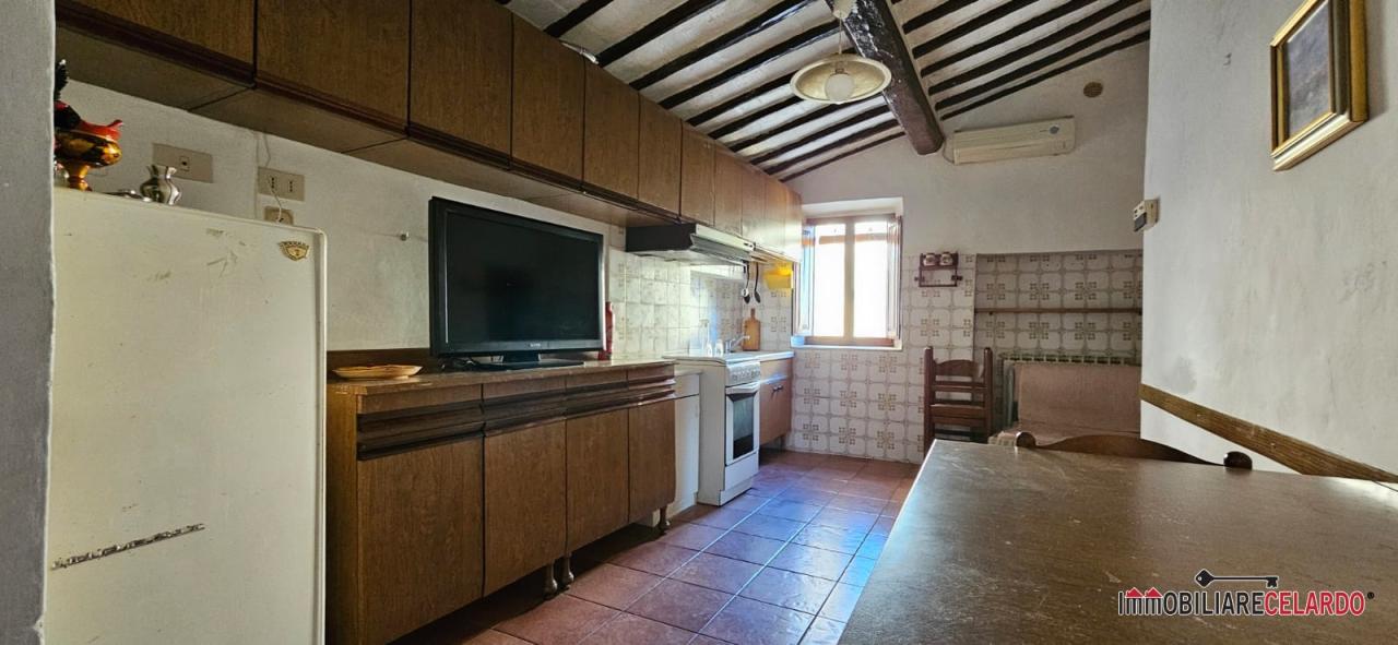 appartamento in vendita a Colle di Val d'Elsa