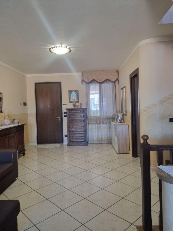 casa indipendente in vendita a Colle di Val d'Elsa