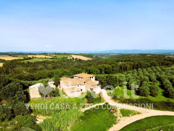 casa indipendente in vendita a Colle di Val d'Elsa