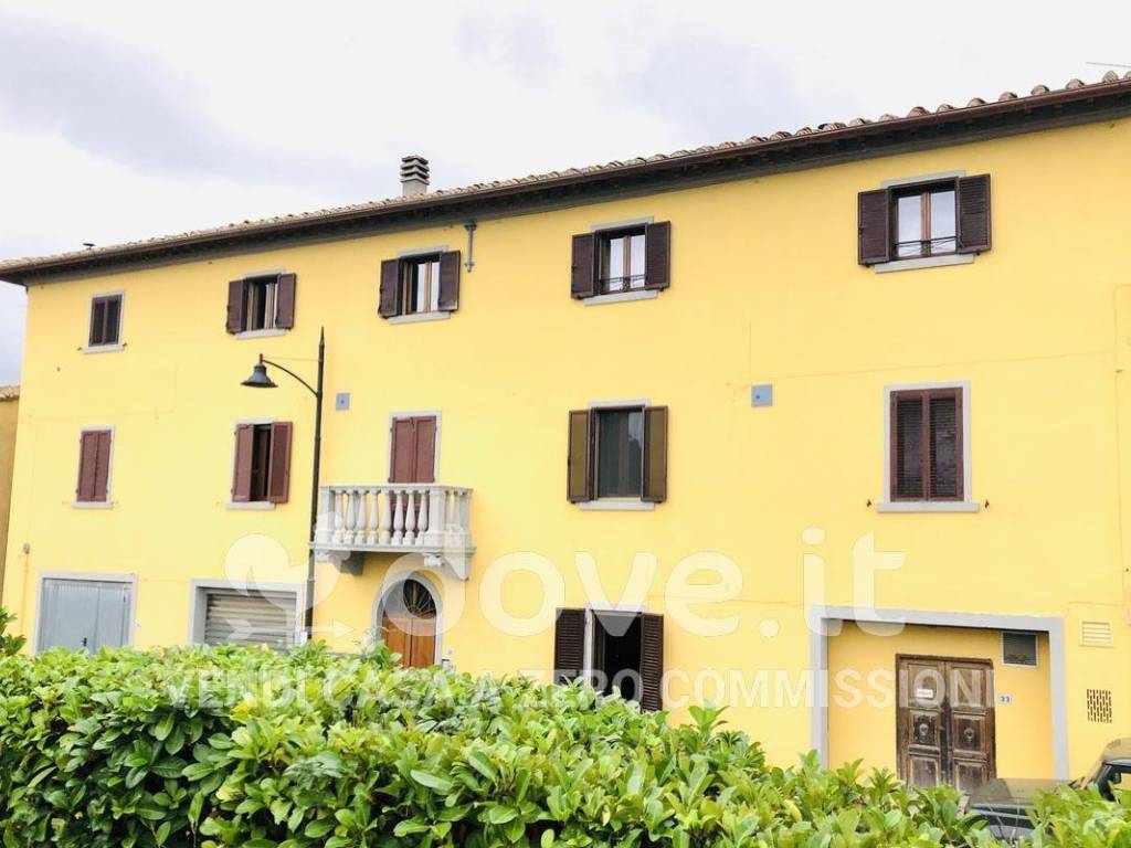 appartamento in vendita a Colle di Val d'Elsa