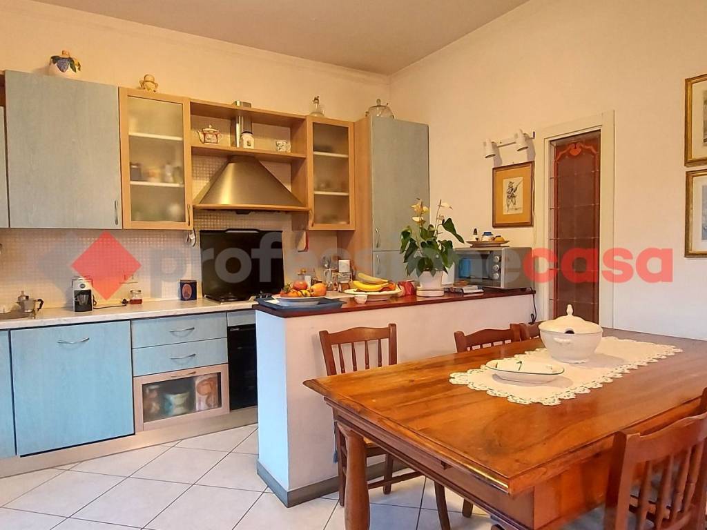 appartamento in vendita a Colle di Val d'Elsa
