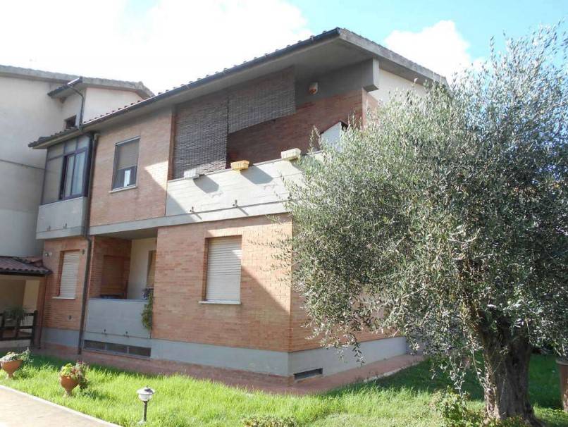 appartamento in vendita a Colle di Val d'Elsa