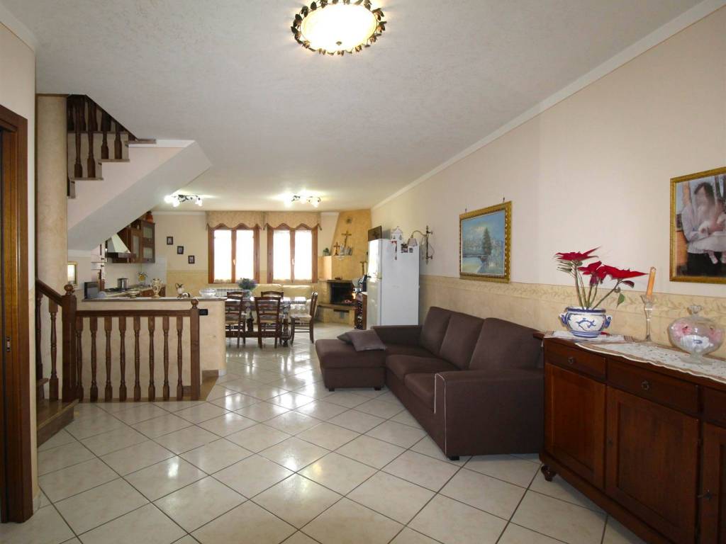 appartamento in vendita a Colle di Val d'Elsa