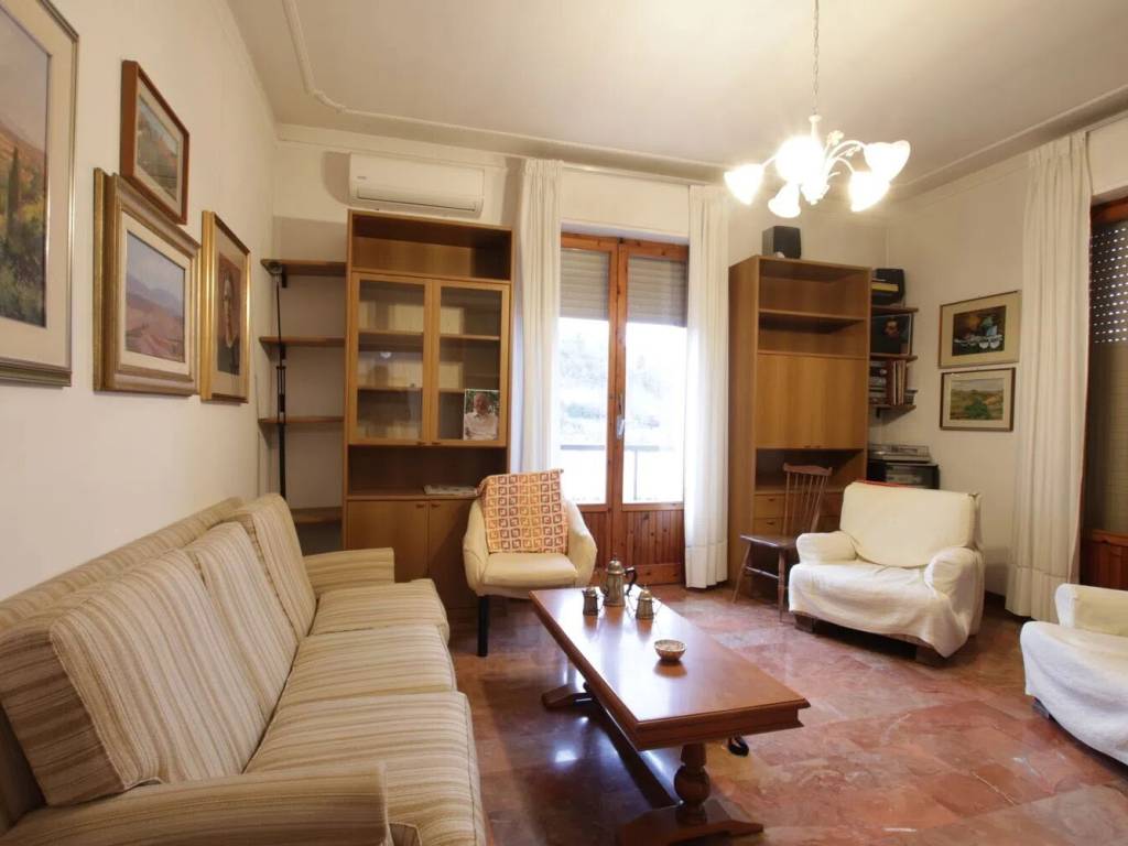 appartamento in vendita a Colle di Val d'Elsa