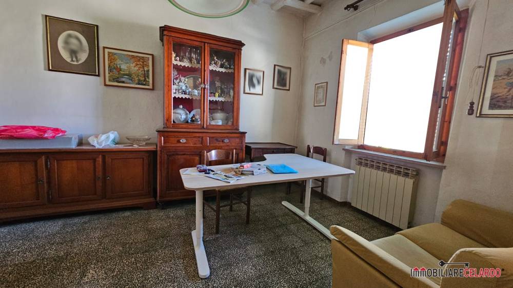 appartamento in vendita a Colle di Val d'Elsa