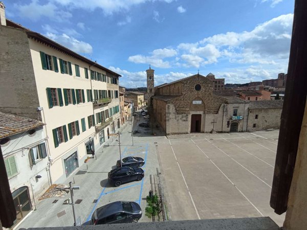 appartamento in vendita a Colle di Val d'Elsa