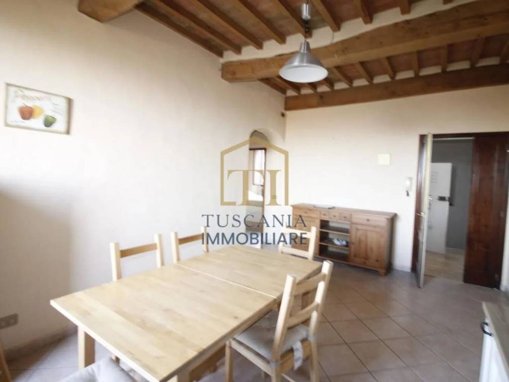 appartamento in vendita a Colle di Val d'Elsa