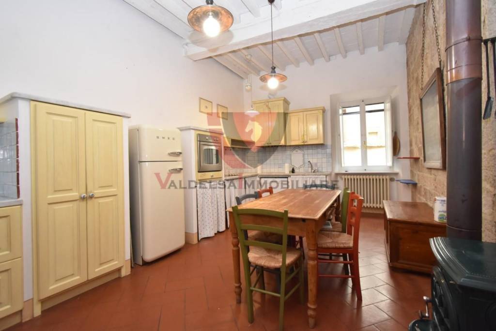 appartamento in vendita a Colle di Val d'Elsa