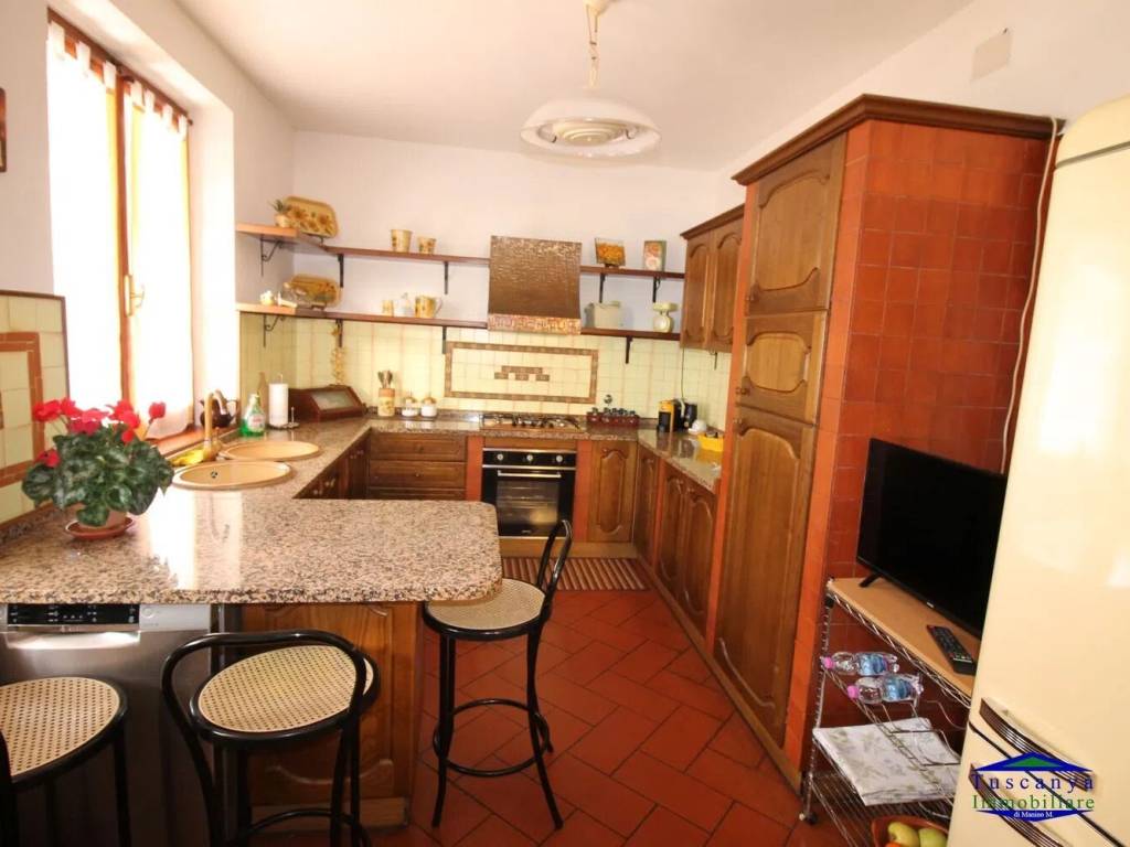 casa indipendente in vendita a Colle di Val d'Elsa