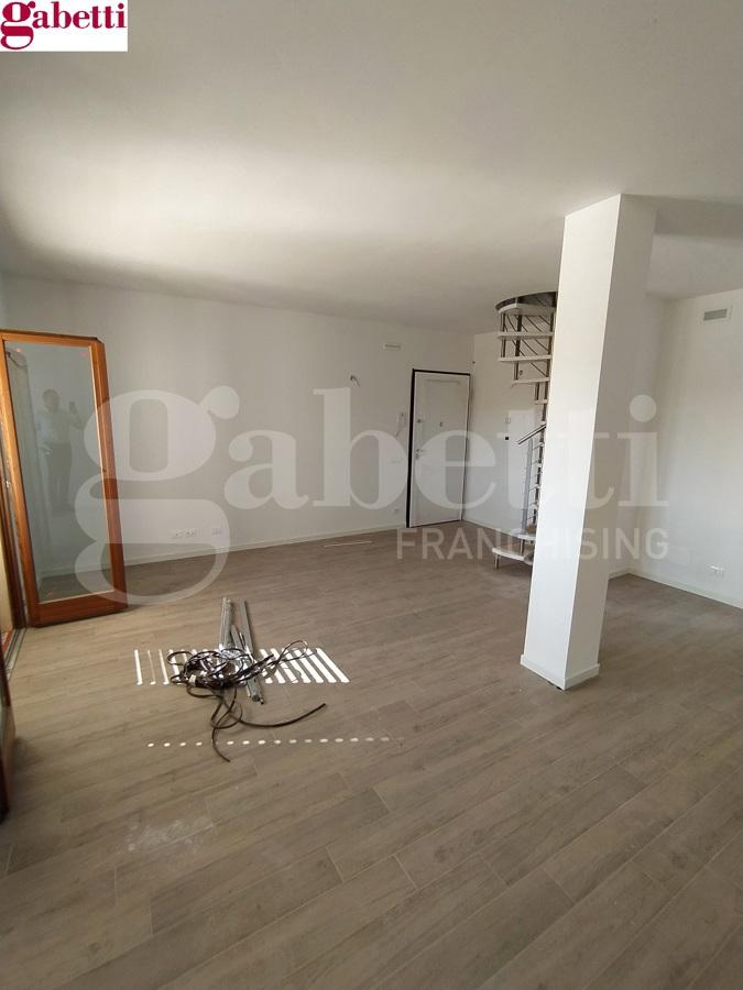 appartamento in vendita a Colle di Val d'Elsa