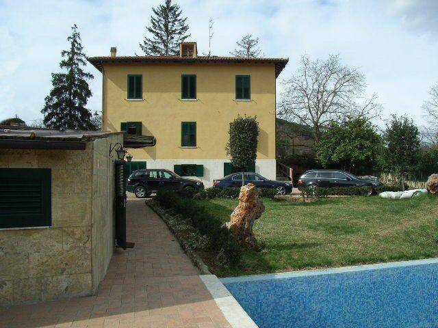 casa indipendente in vendita a Colle di Val d'Elsa