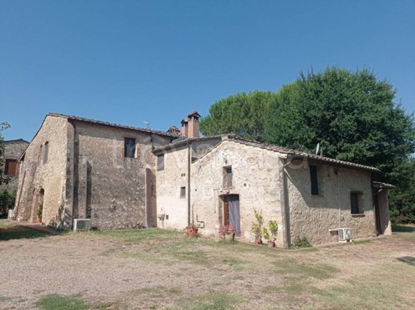 casa indipendente in vendita a Colle di Val d'Elsa in zona Le grazie