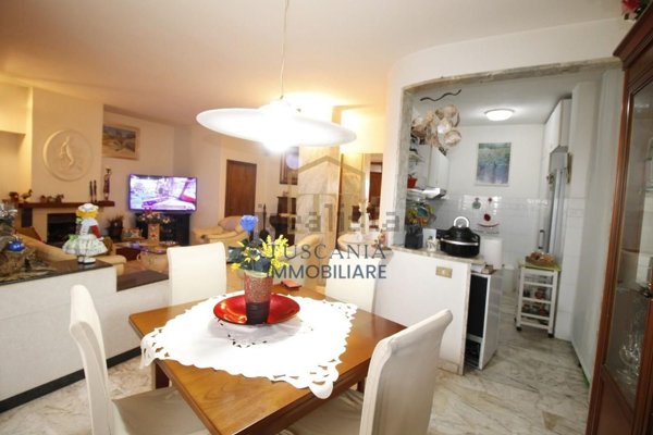 appartamento in vendita a Colle di Val d'Elsa