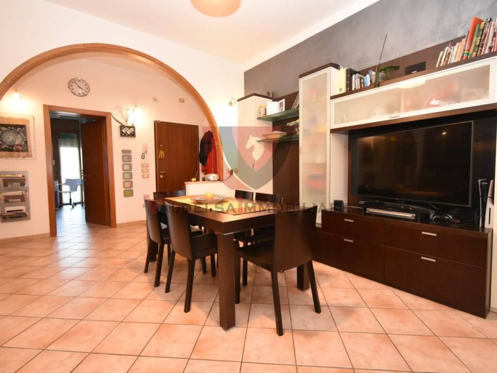 appartamento in vendita a Colle di Val d'Elsa