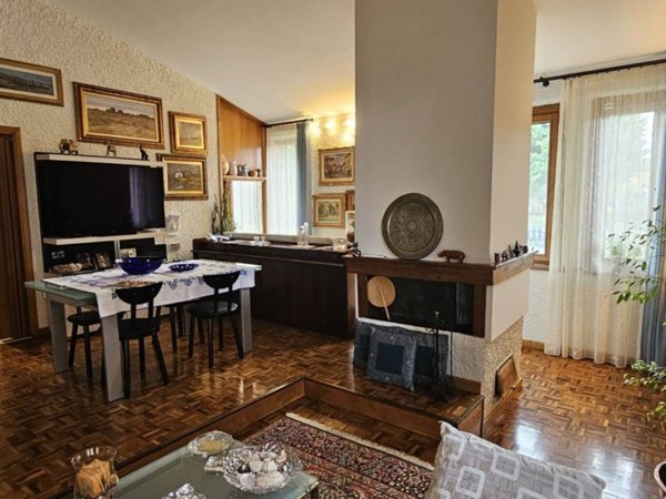 casa indipendente in vendita a Colle di Val d'Elsa in zona Le grazie