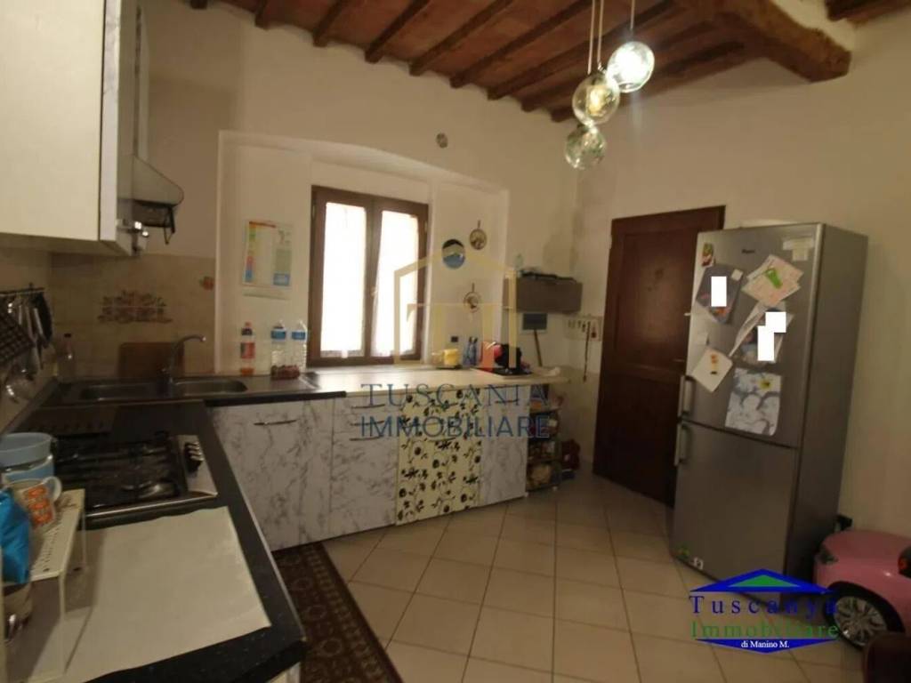 appartamento in vendita a Colle di Val d'Elsa in zona Selvamaggio