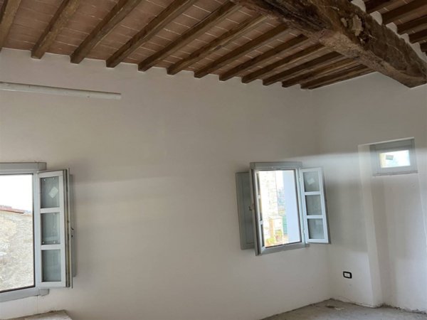 appartamento in vendita a Colle di Val d'Elsa