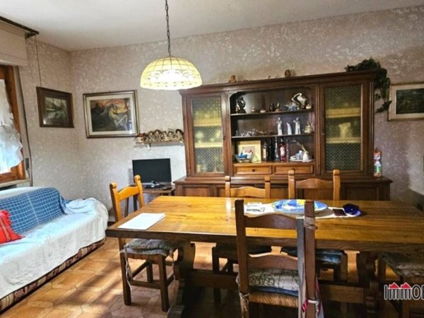 appartamento in vendita a Colle di Val d'Elsa