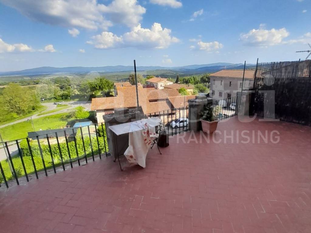 appartamento in vendita a Colle di Val d'Elsa