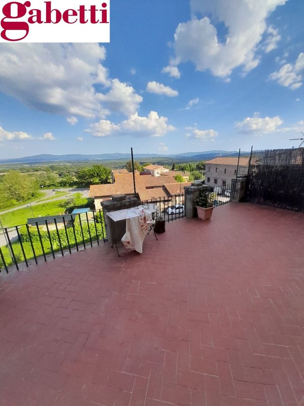 appartamento in vendita a Colle di Val d'Elsa