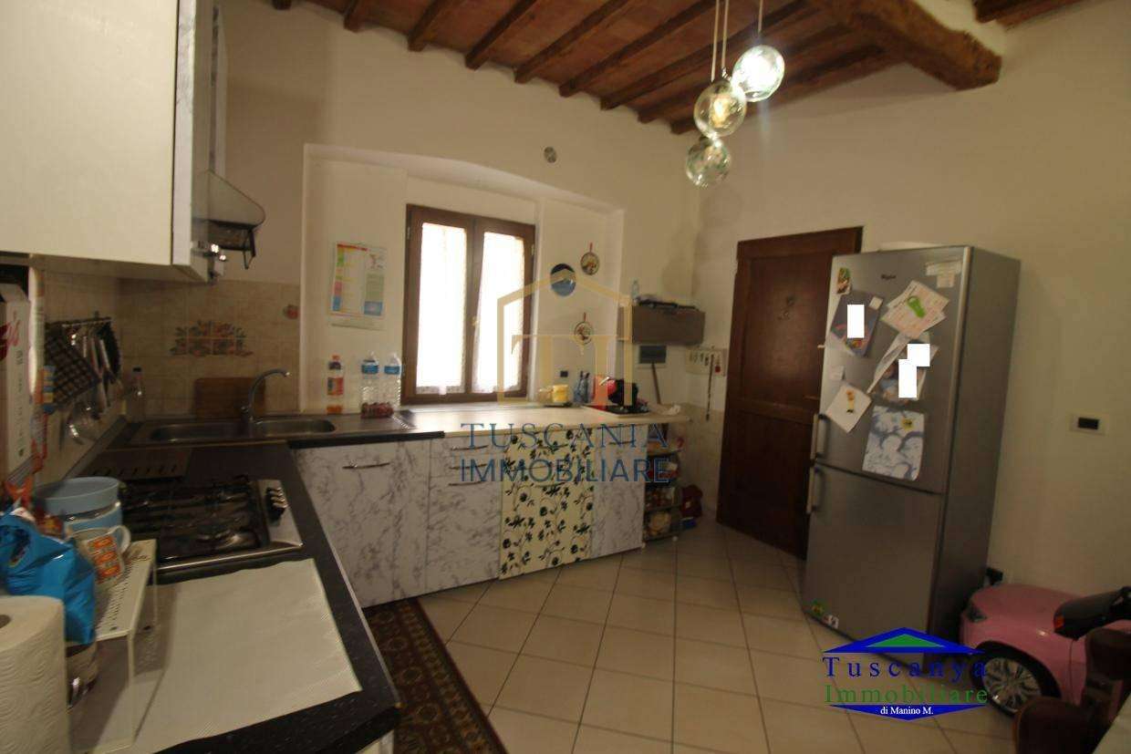 appartamento in vendita a Colle di Val d'Elsa in zona Selvamaggio