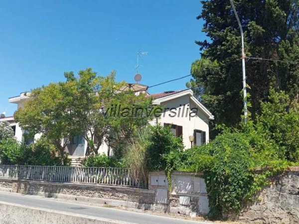 casa indipendente in vendita a Colle di Val d'Elsa