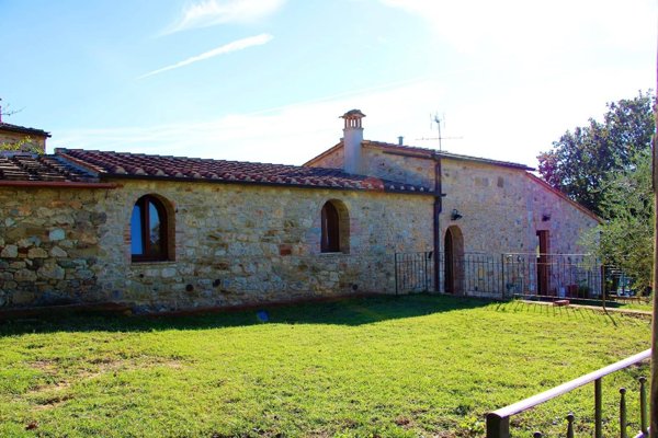 casa indipendente in vendita a Colle di Val d'Elsa