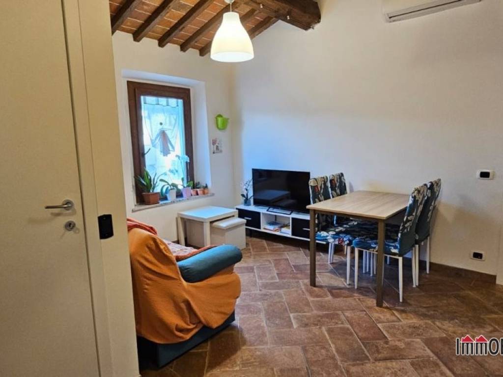 appartamento in vendita a Colle di Val d'Elsa
