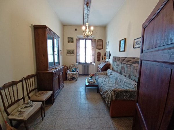 appartamento in vendita a Colle di Val d'Elsa