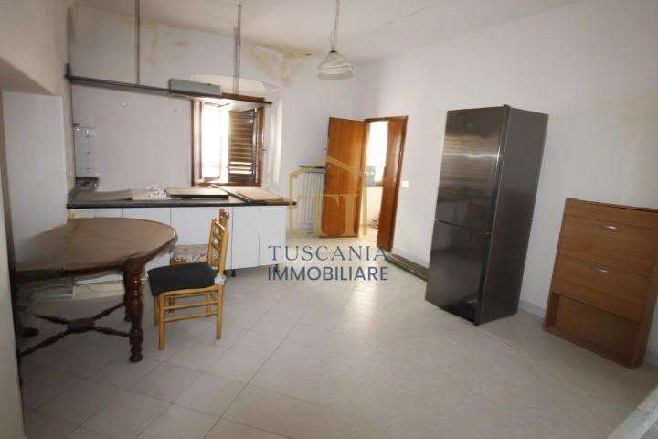 appartamento in vendita a Colle di Val d'Elsa